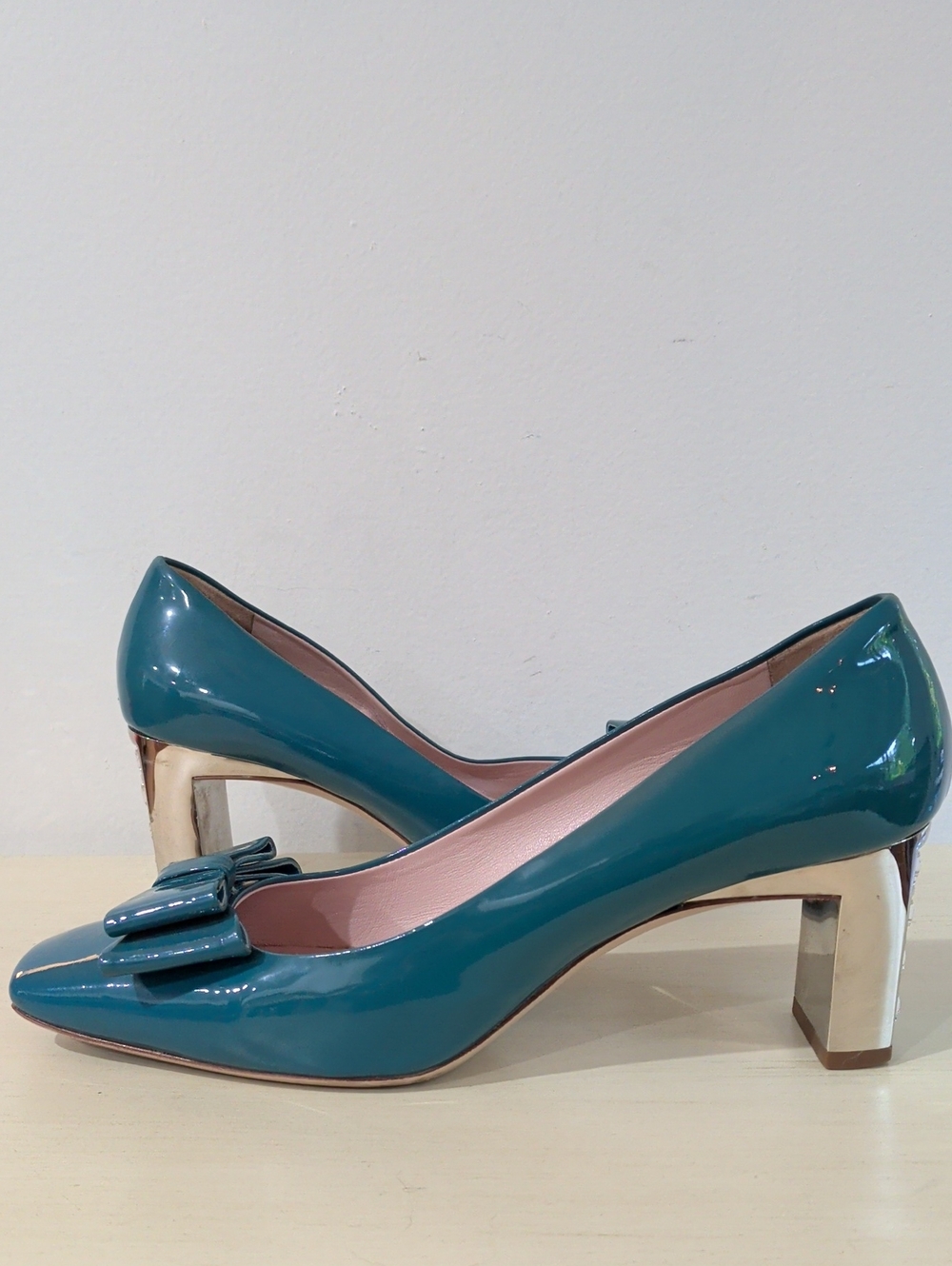 Miu Miu Teal Patent Leather Heels With Bows Size 36.5 - Picture 3 of 13